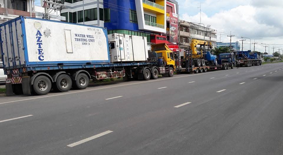 หารถเทรลเลอร์บรรทุก